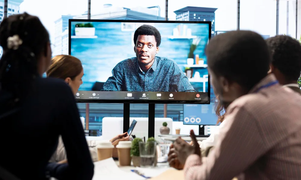 Hybrid Meeting Rooms That Just Work